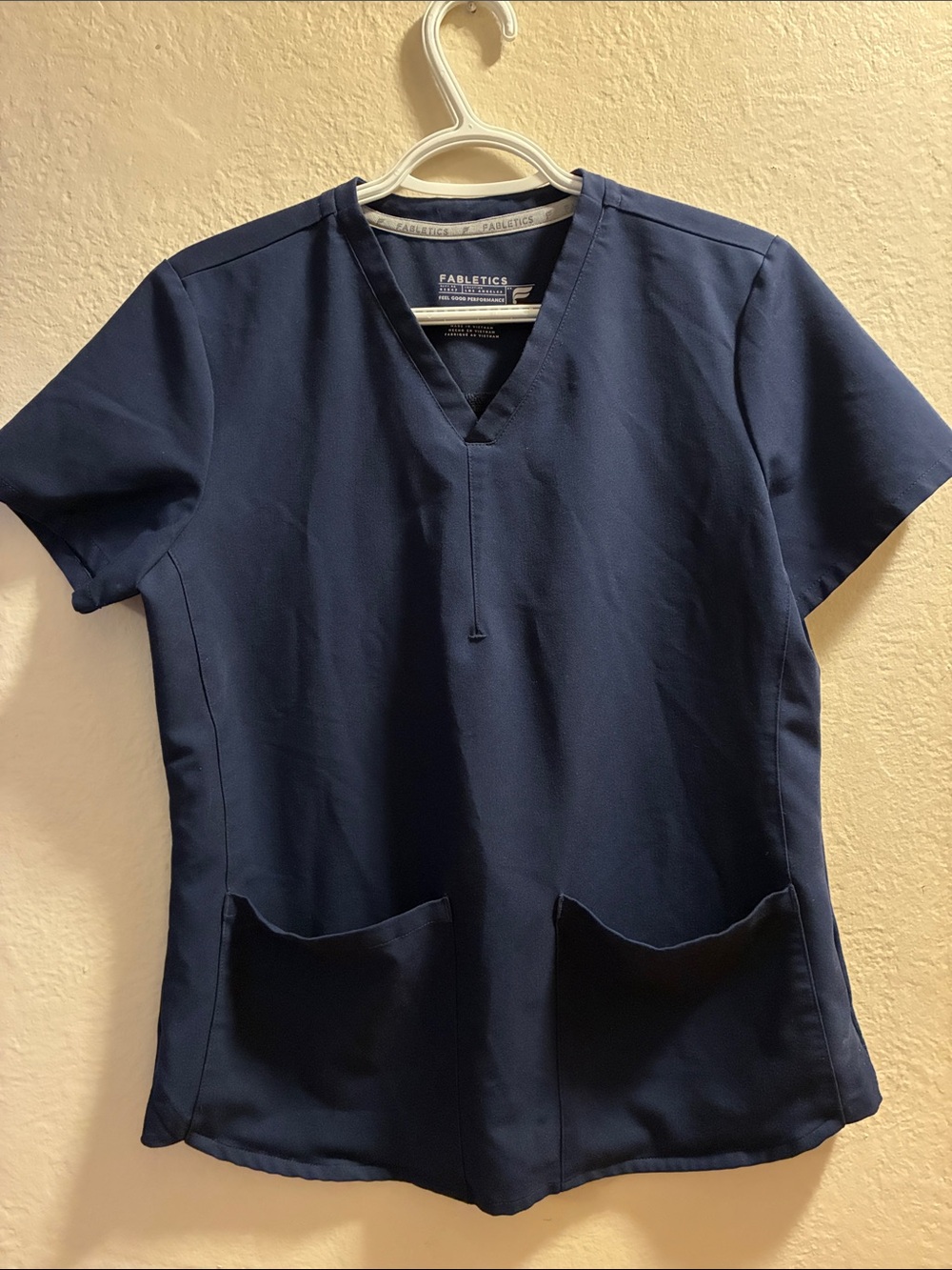 Fabletics Navy V-Neck Short Sleeve Scrub Top